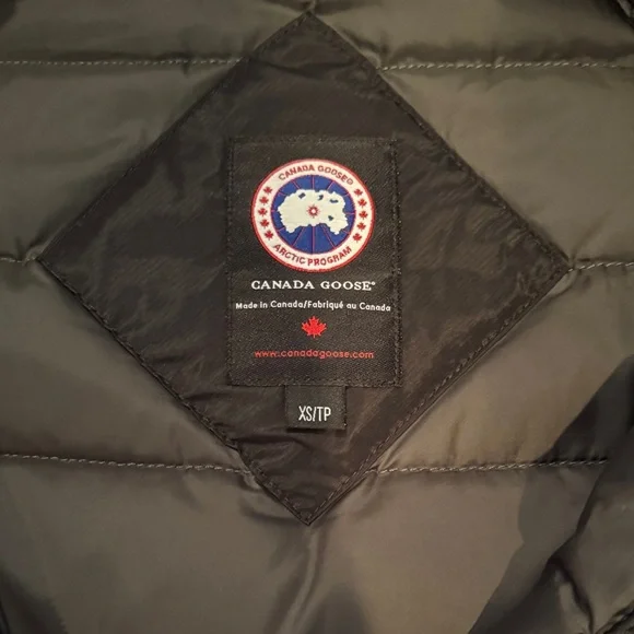 Canada Goose Black Hooded Jacket - Picture 4 of 8